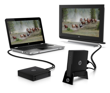 HP Wireless TV Connect streams media from notebook to HDTV in use