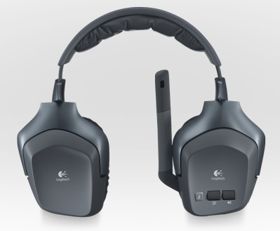 Logitech Wireless Headset F540 Connects to three audio devices 1