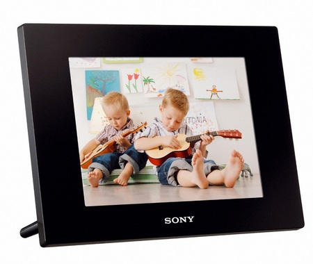 Sony S-Frame DPF-D820 digital photo frame