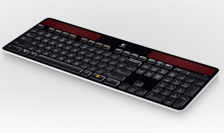 Logitech Wireless Solar Keyboard K750 angle