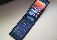 Samsung W899 Android Clamshell Phone with Two Super AMOLED Touchscreens