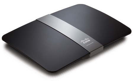 Cisco Linksys E4200 Dual-Band Wireless-N Router 1