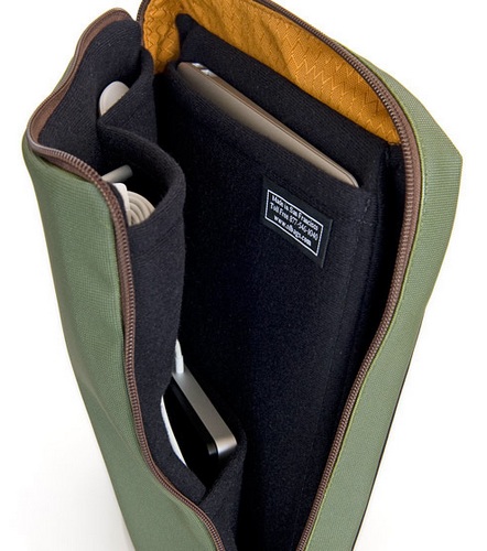 WaterField MacBook Air Wallet for 11-inch MacBook Air internal