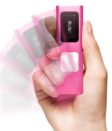iRiver T9 MP3 Player with Shake to Skip Song 1