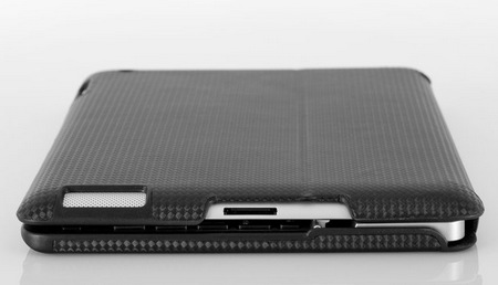 ZAGGfolio All-in-one iPad 2 Keyboard Case 1