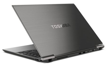 Toshiba Portege Z830 Ultrabook back angle 1