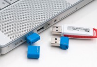 Kingston DataTraveler Micro Tiny USB Flash Drive in use