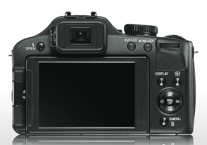 Leica V-LUX 3 is a rebranded Panasonic Lumix FZ150 back