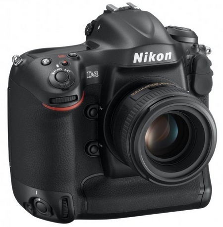 Nikon D4 Digital SLR angle