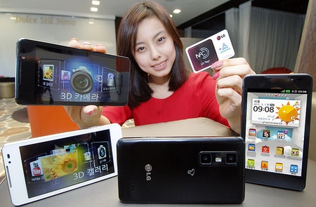 LG Optimus 3D Cube Smartphone 1