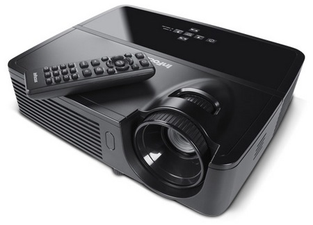 InFocus IN122 and IN124 DLP Projectors