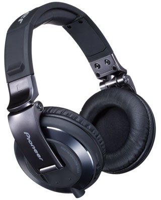 Pioneer HDJ-2000-K Professional DJ Headphones Now in Black Chrome