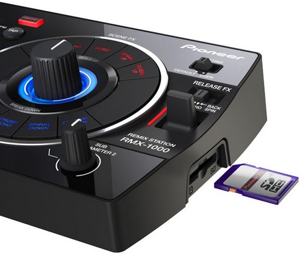 Pioneer RMX-1000 Remix Station SD card slot