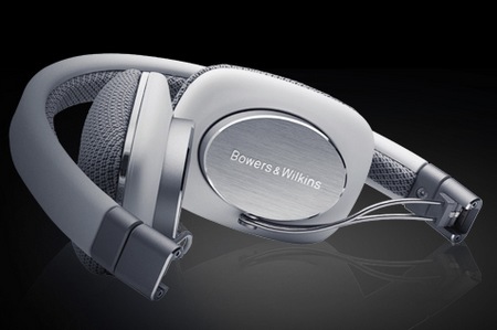 Bowers & Wilkins P3 Mobile HiFi Headphones foldable