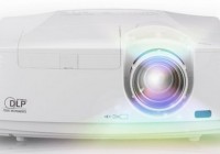 Mitsubishi WD720U and XD700U Professional DLP Projectors