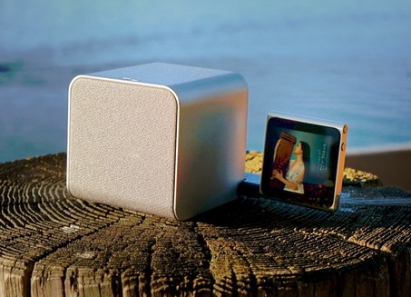 NuForce Cube combines Portable Speaker, Headphones Amplifier and USB DAC with ipod nano adapter