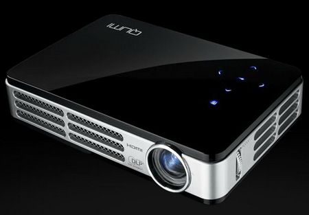 Vivitek Qumi Q5 HD Pocket Projector with Web Browser