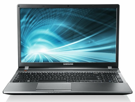 Samsung Series 5 NP550P5C-T01US 15.6-inch Ivy Bridge Notebook front