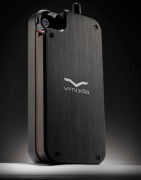 V-Moda VAMP Headphone Amp, DAC and Battery Case for iPhone 4 4S back