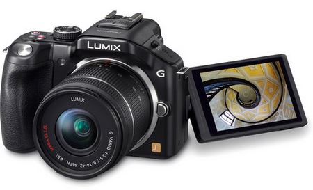 Panasonic LUMIX DMC-G5 Micro43 Mirrorless Camera swivel lcd