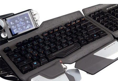 Mad Catz S.T.R.I.K.E. 7 Professional Gaming Keyboard 1