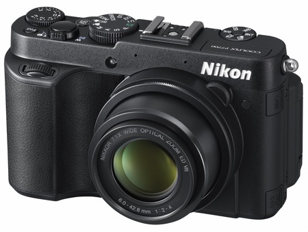 Nikon CoolPix P7700 Prosumer Camera