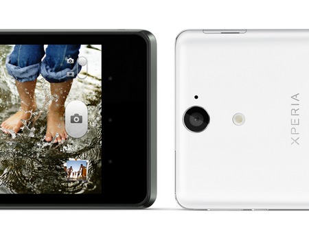 Sony Xperia V Waterproof Smartphone camera