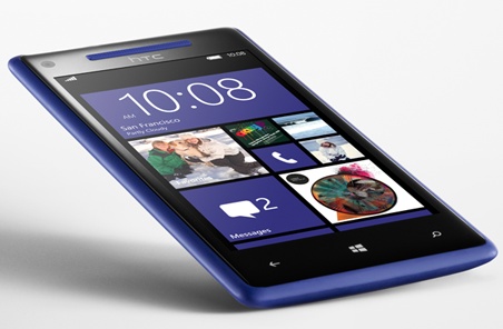 HTC 8X Windows Phone 8 Smartphone blue angle 1