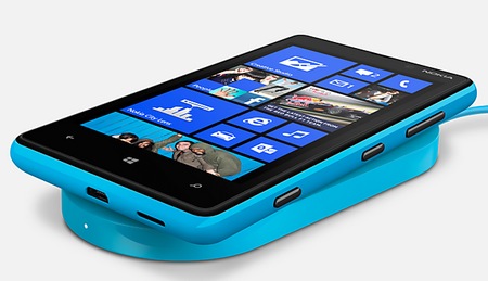 Nokia Lumia 820 Windows Phone 8 Smartphone blue wireless charging