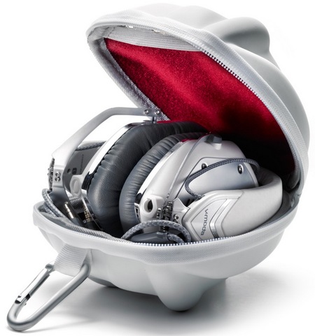 V-Moda Crossfade M-100 Metal Customizable Headphones in case