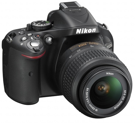 Nikon D5200 Digital SLR Camera with 39-point AF and 24.1 Megapixel Sensor angle 1