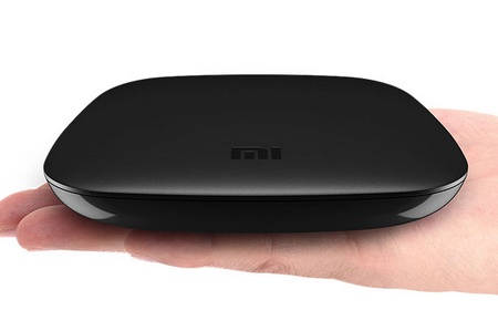 Xiaomi Box Android Streaming Box supports AirPlay, DLNA and Miracast palm