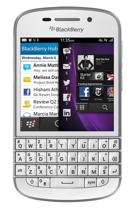 BlackBerry Q10 gets QWERTY Keyboard and 3.1-inch Super AMOLED white front