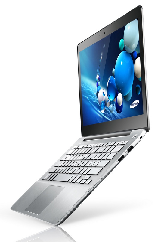 Samsung Series 7 Ultra Ultrabook side