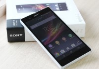 Sony Xperia Z gets unboxed early