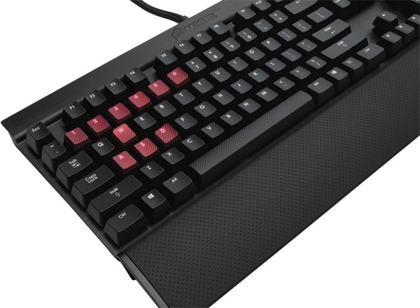 Corsair Vengeance K70 Mechanical Gaming Keyboard black