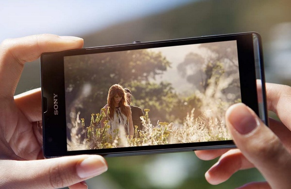 Sony Xperia SP Mid-range Smartphone with Premium Design on hand