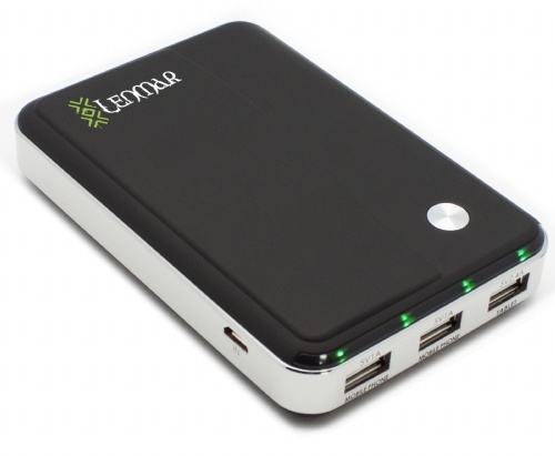 Lenmar Helix 11,000mAh Portable Battery with 3 USB Ports 1