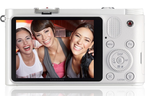 Samsung NX1100 Mirrorless Smart Camera back