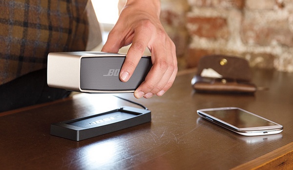 Bose SoundLink Mini Portable Bluetooth Speaker cradle