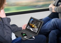 Innovative Technology Justin Two-in-One Power Case for iPad in use